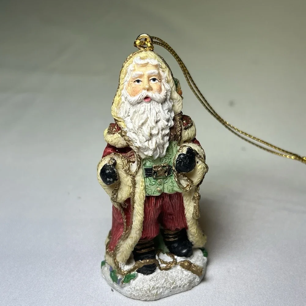 Lot of 5 Vintage 1990s World‎ International Santa Claus Christmas Collection
